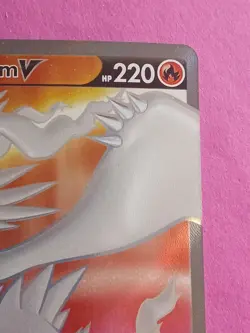 Pokemon Sword & Shield Silver Tempest Reshiram V 172/195 Full Art - Image 5