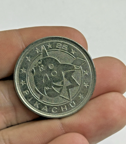 Vintage Pokemon Pikachu Metal Coin #25 2000 Nintendo Wizards - Image 1