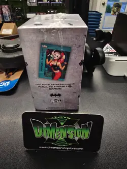 2025 UPPER DECK METAL UNIVERSE BATMAN TRADING CARDS BLASTER BOX BRAND NEW SEALED - Image 4