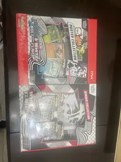 Pokemon TCG Scarlet & Violet White Flare Binder + Unova Poster Kit Sealed - Image 1