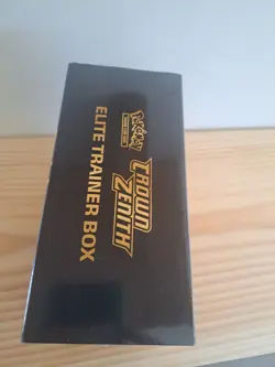 Pokemon TCG: Crown Zenith Elite Trainer Box - 10 Packs 820650851476 - Image 5