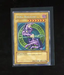 2002 DDS-002 Yugioh Dark Duel Stories Promo Dark Magician Prismatic Secret Rare - Image 1