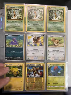 Pokemon TCG Binder. Collection. All In great shape. 60 Pages Roughly 500 Cards. - Image 3
