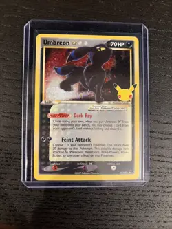 Umbreon Gold Star 17/17 Classic Collection Holo Card LP - Image 1