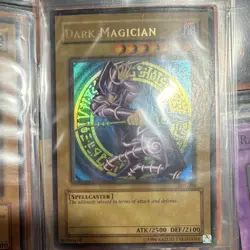 Konami Yu-Gi-Oh! Dark Magician SDY-006 Starter Deck: Yugi Ultra Rare Holo - Image 1