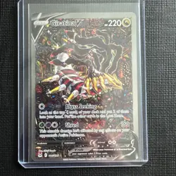 Giratina v 186/196 Alt Art Lost Origin Card - Image 1
