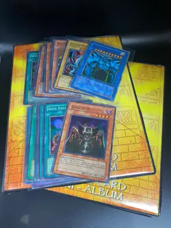 YuGiOh TCG Bundle - Mix Cond - Vintage bundles - Blue Eyes - Obelisk - 1st Ed - Image 1