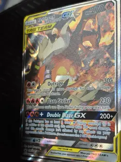 Pokemon Reshiram & Charizard GX TAG TEAM Promo Holo SM201 HP 270 - Image 3