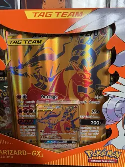 Pokemon Reshiram & Charizard GX Premium Collection Box TAG TEAM Sealed Dracaufeu - Image 3