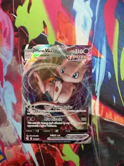 Pokemon TCG Mew VMAX Fusion Strike 114/264 Holo Ultra Rare - Image 1