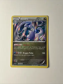 Goodra (Cosmos Holo) 77/119 XY-Phantom Forces Holo Rare Pokemon Card - Image 1