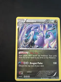 Goodra - (Cosmos Holo) 077/119 Blister Exclusives Holo Pokemon TCG - LP - Image 2