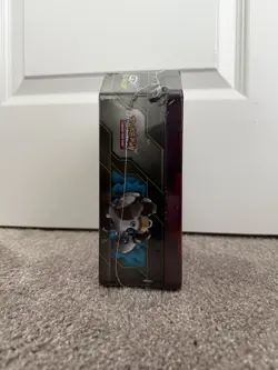 2019 POKEMON GARCHOMP & GIRATINA GX TAG TEAM TIN SEALED SMALL TEAR - Image 5