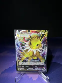 Jolteon VMAX Ultra Rare - SWSH07: Evolving Skies 051/203 Pokemon - Image 1