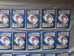 Pokemon Fossil Set Uncommon and Common Cards, Full Set 32x Cards - Image 4