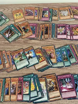 168 Card Lot of 1996 Yu-Gi-Oh 1st Edition Vintage Trading Cards - no holos - Image 3