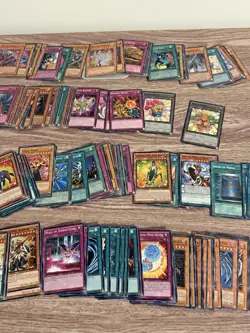 168 Card Lot of 1996 Yu-Gi-Oh 1st Edition Vintage Trading Cards - no holos - Image 4