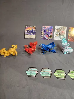 BAKUGAN lot of 7 with 4 cards - Image 2