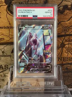 Mewtwo V (Alternate Full Art) 072/078 Pokemon GO Holo PSA 10 - Image 1