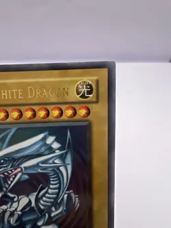 Yu-Gi-Oh! Card Blue-Eyes White Dragon SDK-001 Starter Deck: Kaiba 1st Edition - Image 3
