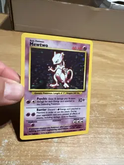Mewtwo 010/102 Base Set Holo Rare Card - Image 1