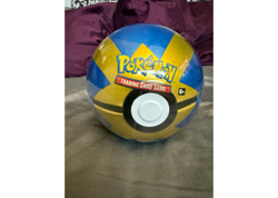 2020 Pokemon TCG PokeBall Tin - Quick Ball A22 - Image 1