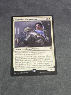 Seasoned Dungeoneer Commander Legends: Battle for Baldur's Gate Regular - Image 2