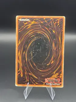 Yu-Gi-Oh! TCG Blue-Eyes White Dragon SKE-001 Super Rare HP/DMG - Image 4