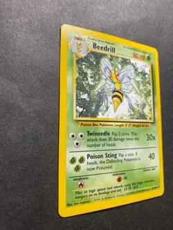 Beedrill 017/102 Base Set Regular Pokemon TCG 151 RARE - Image 2