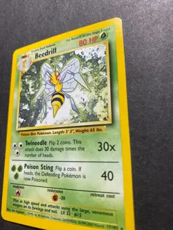 Beedrill 017/102 Base Set Regular Pokemon TCG 151 RARE - Image 3