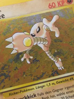 Pokemon TCG- 1999 Hitmonlee 7/62 Holo Fossil LP/MP (German) - Image 2