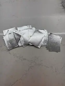 42 Yu-Gi-Oh ! Silver Metallic Duelist card protectors 96KT Sleeves RARE - Image 2