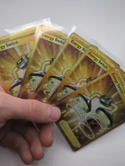 x1 Pokemon Energy Switch 212/195 SWSH Sword & Shield Silver Tempest Secret - Image 1