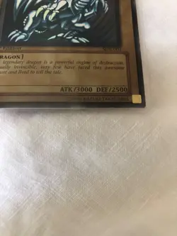 Blue Eyes White Dragon SDK-001 1st Edition Asian English Edition Mint Yu-Gi-Oh - Image 3