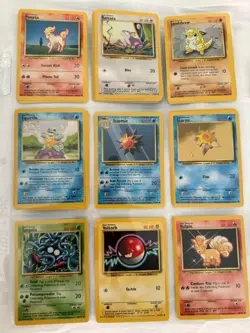 Lot of 242 cards from Pokemon Base Set (Unlimited) - Great condition - Image 1