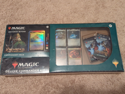 NIS Magic The Gathering Lord of the Rings Deluxe Commander Kit - Riders of Rohan - Image 1