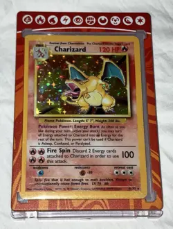 Base Set (Unlimited) Charizard #4/102 Pokemon Card - Image 2