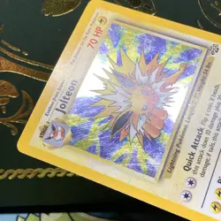 1999 WOTC Pokemon JUNGLE JOLTEON HOLO 4/64 MP - Image 5