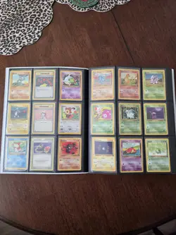 ​360+ 2lb Vintage Pokemon Card Lot (WotC & Neo Eras) in Premium Prismatic Binder - Image 2