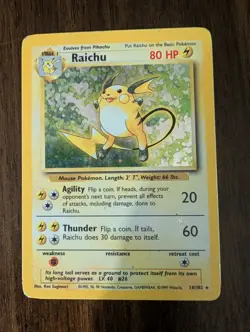 Wizards of the Coast Pokemon TCG Raichu 14/102 Base Set Holo Rare ENG HP - Image 1