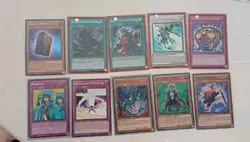 YU-GI-OH! LOTTO 400 CARTE Assortite + 2 NUOVI STARTER DECK YUGIOH IDEA REGALO - Image 3