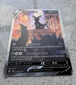 Pokemon TCG Umbreon V 189/203 Holo Ultra Rare Card Evolving Skies - Image 3