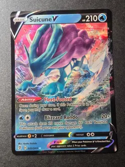 Suicune V 031/203 NM Evolving Skies Holo V Rare Pokemon - Image 1