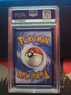 2025 Pokemon Pre En Lacey Pokemon Ball Reverse Holo #114 Psa 8 - Image 2