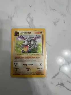 4 fossil holographic pokemon, (lapras, aerodactly, and 2 kabutops - Image 2