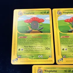 Vileplume 69/165 Expedition Pokemon E Series Card Vintage 2002 Nintendo 3 - Image 2