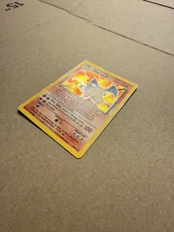 Pokemon TCG Charizard MP Base Set Holo 4/102 Unlimited English 1999 - Image 2