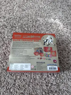 Pokemon TCG Sun & Moon Elite Trainer Box Solgaleo Sealed - Image 3