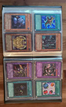 Vintage Yu-Gi-Oh Binder Lot SDKBlue-Eyes SDYDark Magician DMG Paladin Collection - Image 3