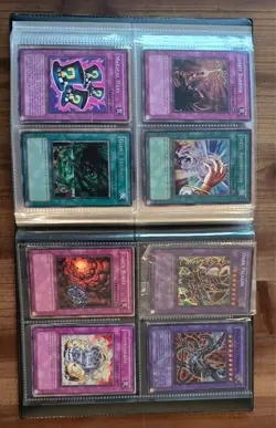 Vintage Yu-Gi-Oh Binder Lot SDKBlue-Eyes SDYDark Magician DMG Paladin Collection - Image 4